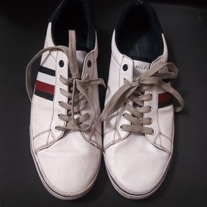 Tommy Hilfiger tennis shoes